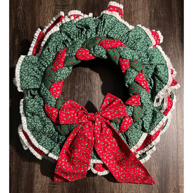 Vintage Handmade Quilted Christmas Wreath