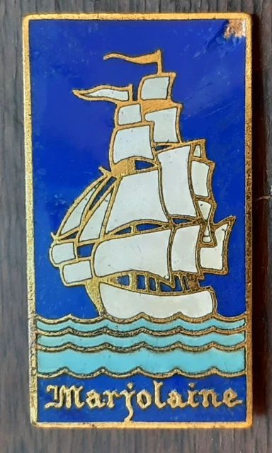 Insigne - la gracieuse . A . Augis lyon - marine - militaria - Collection