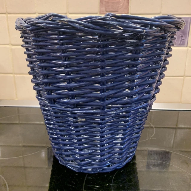 Shabby chic blue wicker Round waste basket trash can