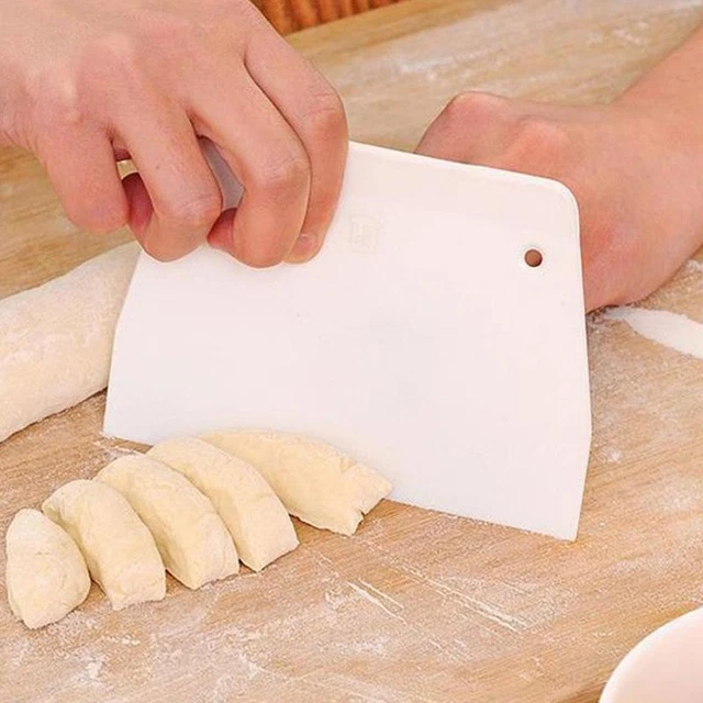 Dough Cutter Icing Scraper Kitchen tool Pastry Bowl bench Divider Fondant P3W6