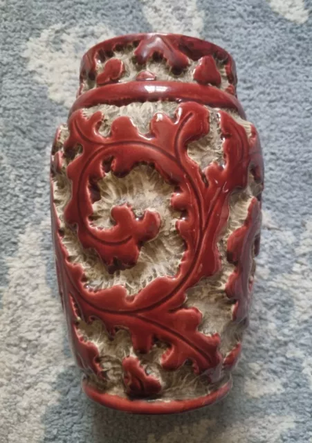 VTG Red Beswick vase made in England, good preloved condition