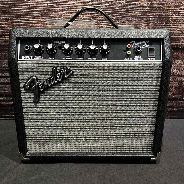 Fender Frontman 15G Guitar Combo Amplifier Fender Frontman 15G Guitar Combo Amplifier