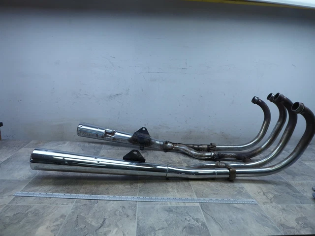 1982 Suzuki GS1100GK S143-1. exhaust headers mufflers pipes left right