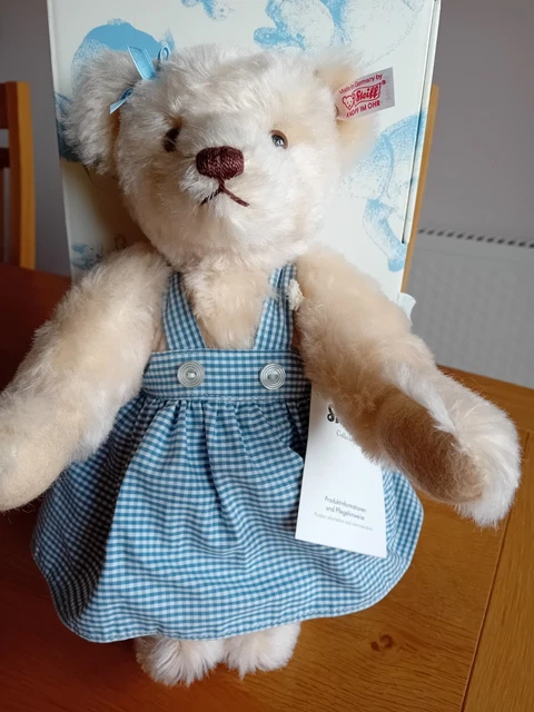 Steiff シュタイフ 681998 オズの魔法使い ドロシー テディベア Steiff シュタイフ 681998 オズの魔法使い ドロシー テディベア