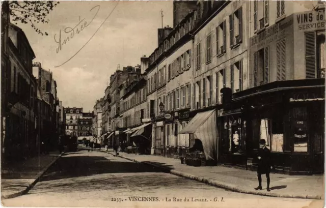 CPA AK VINCENNES La Rue du Levant (672291)