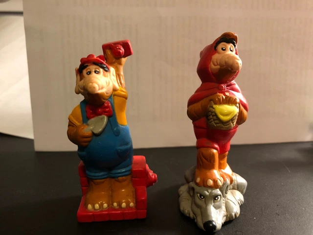 Vintage "ALIEN PROD. CHARACTERS" 1990 WENDY'S Total (2) Toys .