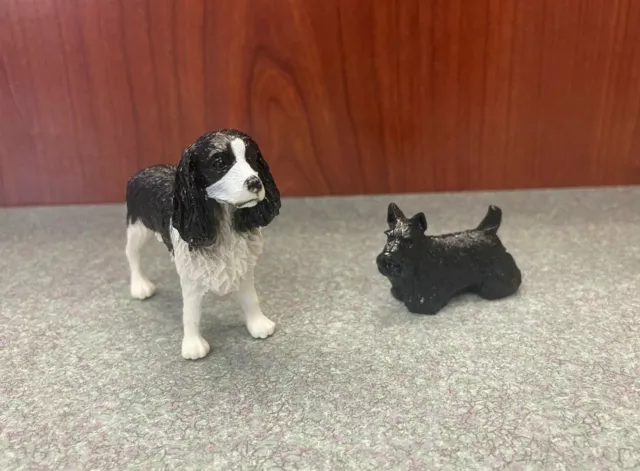 Lot of 2 Small Puppy Dog PVC Figures - Springer Cocker Spaniel Scottish Terrier