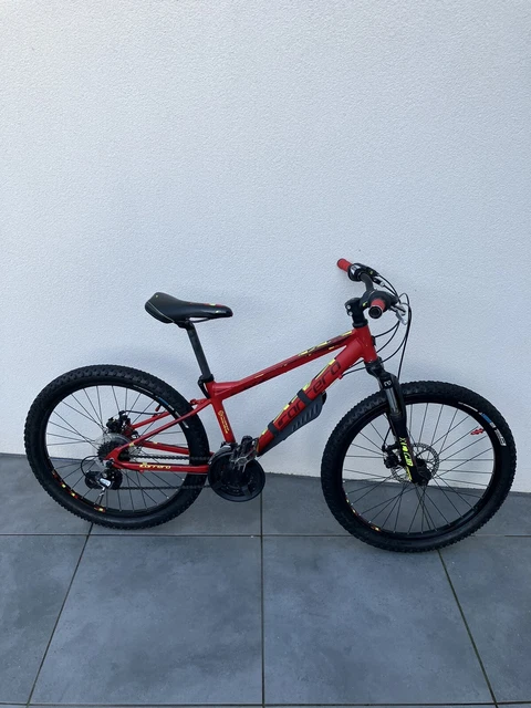 Carrera blast 24 red online