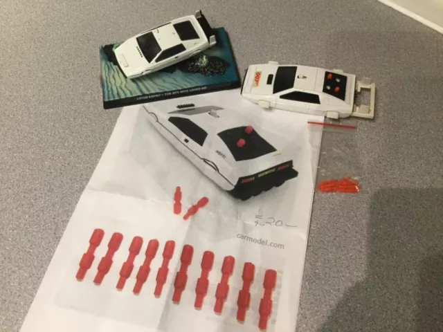 Corgi James Bond 007 Lotus Esprit 1970's White Die Cast With Missiles