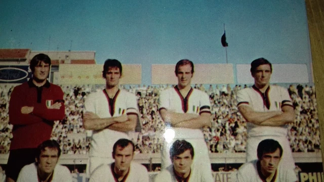 Gazzetta Dello Sport 7 Février 1970 Cagliari - Gigi Riva Gazzetta Dello Sport 7 Février 1970 Cagliari - Gigi Riva