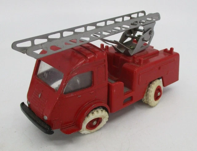 CIJ 1:43 - Militärfahrzeugmodell - CIJ Europarc Groupe Projecteur Anti Aerien Ref 3 96 Boxed
