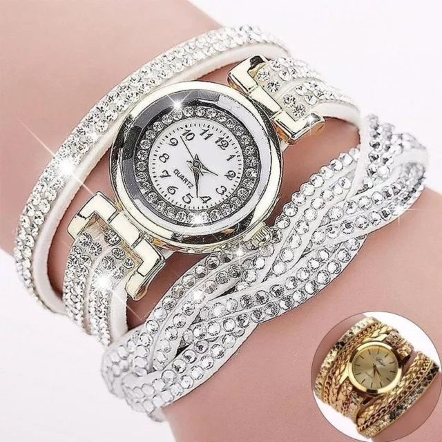 Superbe montre trés girly bracelet strass et brillants blanche ou dorée 32€
