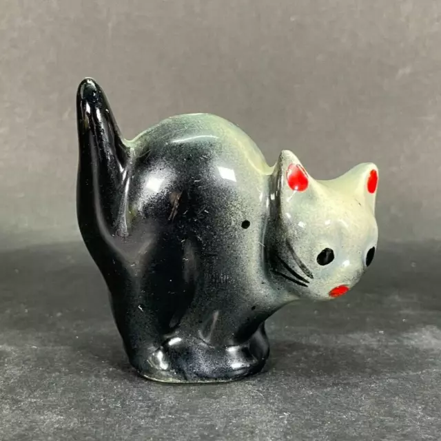 Vtg Ceramic BLACK and White SCAREDY CAT Kitten Figurine Shaker