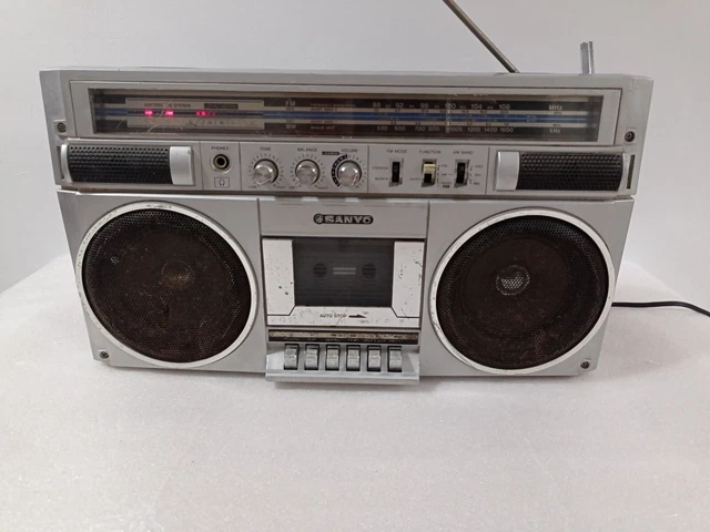 Radio Cassette Boombox Vintage d'occasion