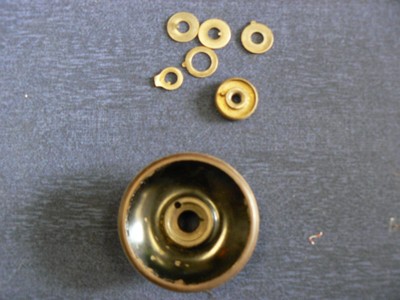 Singer 101-4 Sewing Machine Hand Wheel Assembly Vintage complete