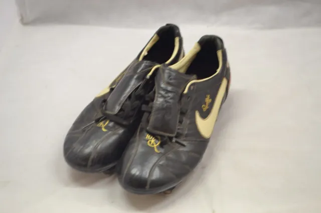 Nike Tiempo Ronaldinho Black Football Boots #MAN