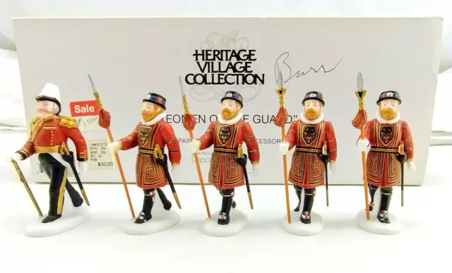 DEPARTMENT 56 Yeomen Of The Guard Set of 5 Figures Heritage Village 58397 w/ Box