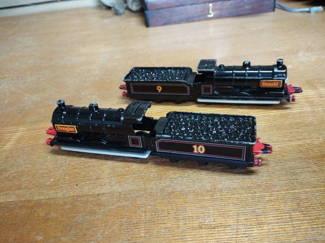 ERTL THOMAS THE Tank Engine Donald And Douglas - Free UK Post £11.99 ...