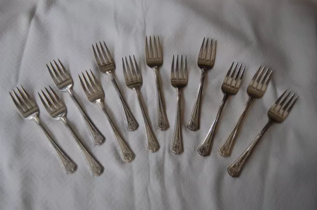 12 Amazing Antique Fancy/Ornate Winthrop Silver Plate 6" Dessert Forks