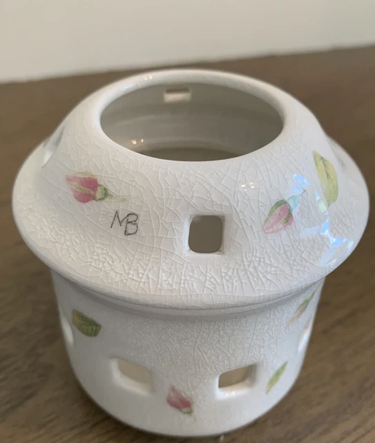Marjolein Bastin Leaf Tea Light Votive Candle Holder
