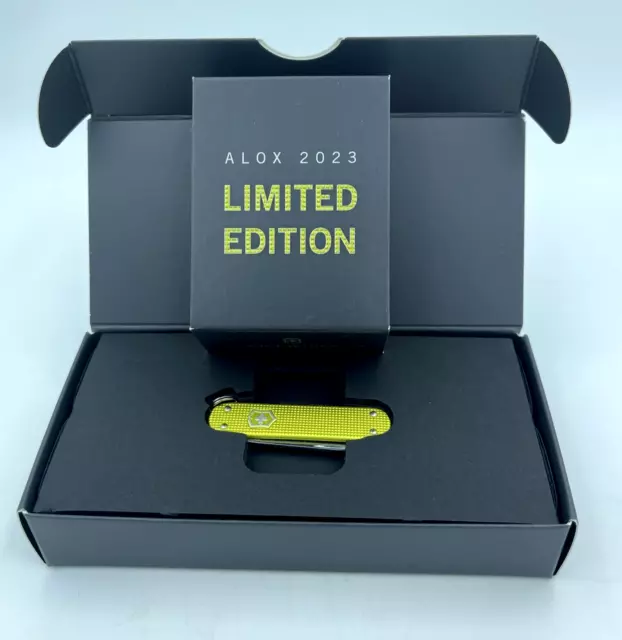 Victorinox Classic Sd Alox Electric Yellow Edition Limitee 2023  0.6221.L23