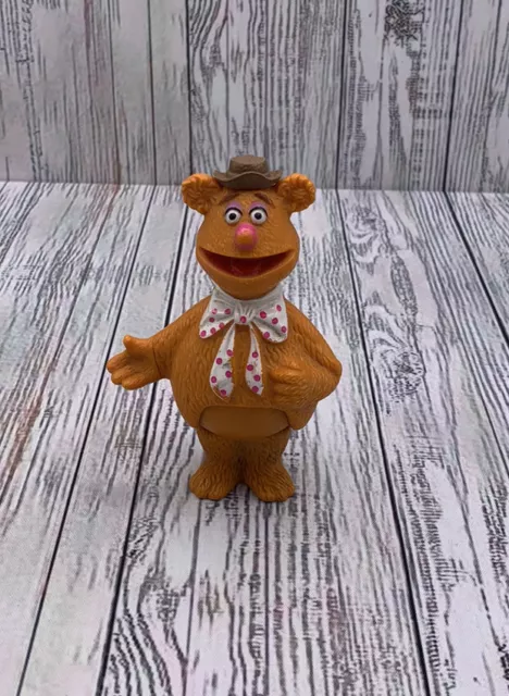 Vtg Jim Henson Inc The Muppets Fozzie Bear Action Figure Cake Topper Sz. 4.25”