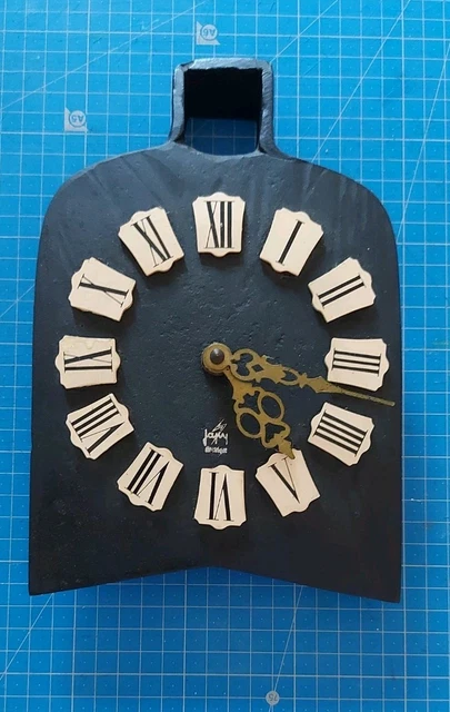 Une horloge murale qui ne fonctionne pas à restaurer Japy