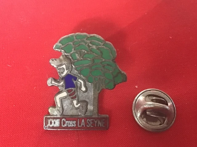 Pin's 3e CROSS du Comite d'entreprise RATP Chaussures Champignon Mushroom #G4