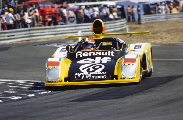 Jean-Pierre Jabouille Renault Sport, Alpine A442 Le Mans 1976 OLD Racing Photo 4