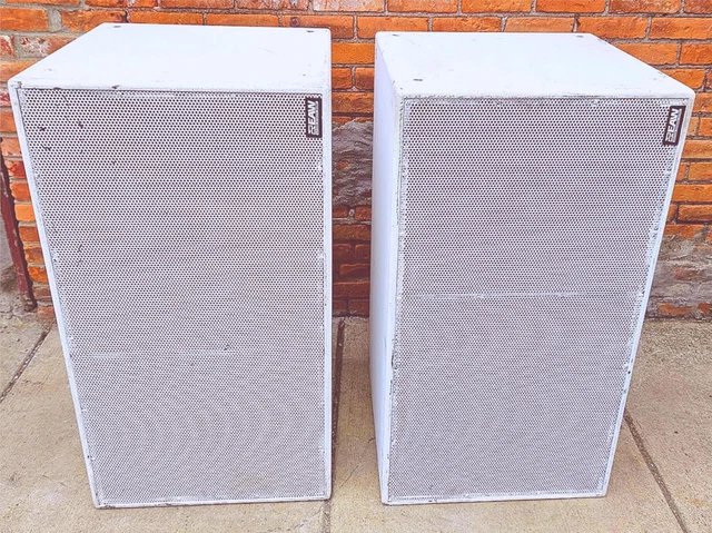 PAIR EAW ASR690 SOUND LOUD SPEAKERS UMichigan BIGHOUSE FootballStadium FREESHIP PAIR EAW ASR690 SOUND LOUD SPEAKERS UMichigan BIGHOUSE FootballStadium FREESHIP