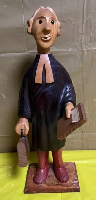 Romer Judge Hand Carved statue wood made in Italy - height 12.5 inches