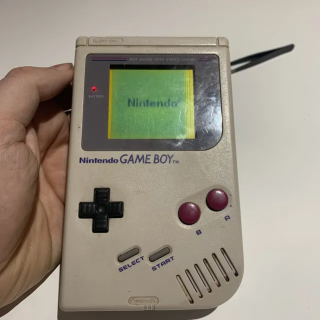 Nintendo Game Boy Classic Original Few Pixels Are Dead DMG-01 With Game