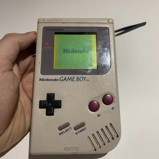 Nintendo Game Boy Classic Original Few Pixels Are Dead DMG-01 With Game