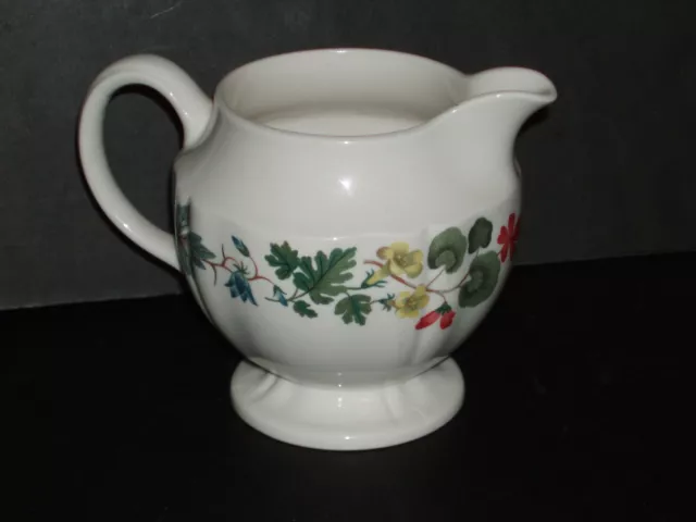 Vintage RICHMOND by WEDGWOOD CREAMER Etruria & Barlaston ENGLAND Discontinued