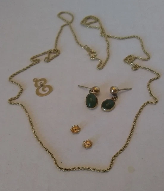 8.82 Grams 14kt Gold Jewelry Lot, Earrings, Pendant, 24" Rope Chain (5.44Gr) NS 8.82 Grams 14kt Gold Jewelry Lot, Earrings, Pendant, 24" Rope Chain (5.44Gr) NS