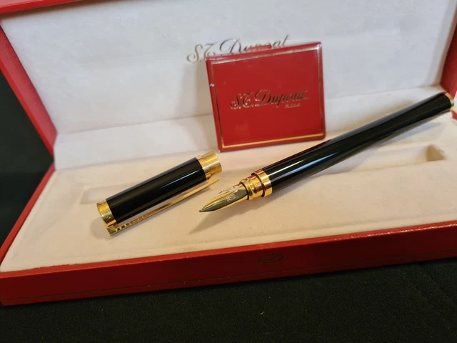 Stylo Plume S.T. Dupont Classique 2 - Laque De Chine - Noir Avec écrin