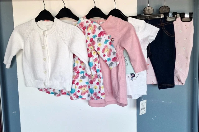 Pacchetto vestiti per bambine età 0-3 M. Marche miste. 6 pezzi. Usato.