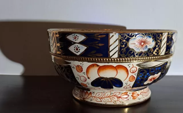 Imari Bowl Japanese Chinese Porcelain Gold Handpainted Red Blue Gold Antique