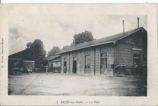 CPA - ARCIS-SUR-AUBE (10) La Gare