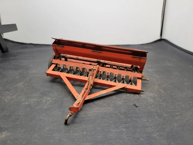 Vintage Tru-Scale Grain Drill Seeder Seed Spreader Planter 1/16 Scale Farm Toy