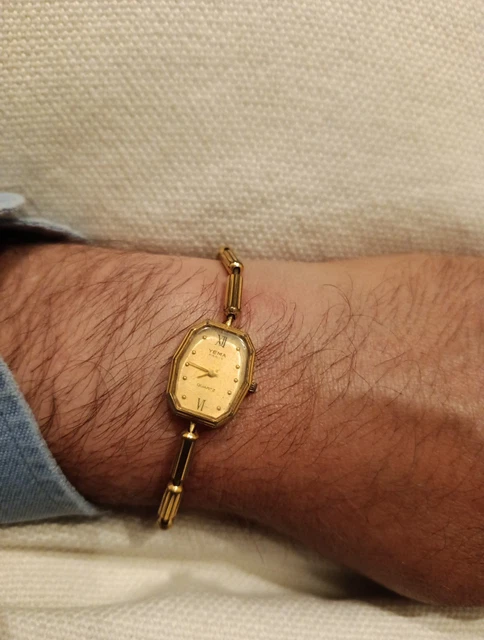 Achat Montre Tank Must Grand modèle, mouvement quartz, acier, diamants