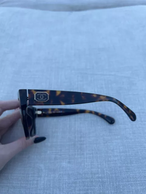 Chanel 5478 714/S5 Sunglasses Polished Brown Tortoise w/ Gold CC Logo