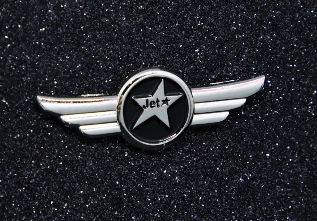 WING Pin JET STAR JETSTAR AIRLINE WINGS metal Pilot Crew 50mm / 2inch Replica