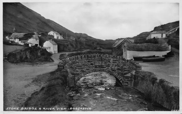 Stone Bridge & River View Boscastle Cornwall RP Postcard (E911)
