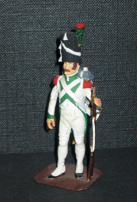 STADDEN AMATI LASSET   54 mm  plomb   1 SOLDAT PEINTURE AMATEUR    N° 36 