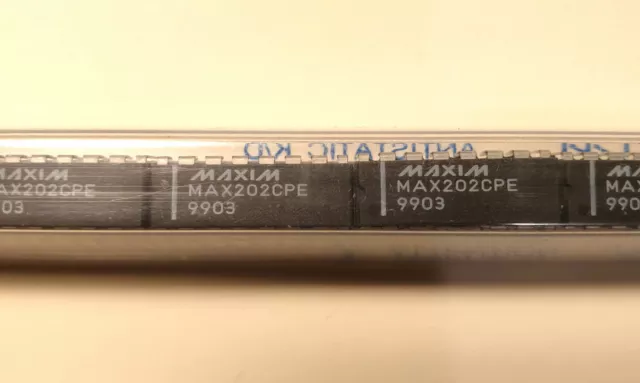 25 X MAX202CPE Double Transmitter/Receiver RS-232 16-pin Pdip