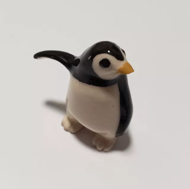 Hagen Renaker bone china porcelain miniature figurine Baby Penguin style two