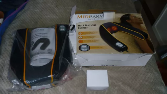 Medisana Vibrating Neck Massage Cushion with integrated Heat Function, Red light