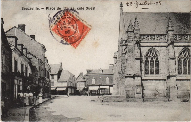 CPA BEUZEVILLE - Place de l'Église coté Ouest (160663)