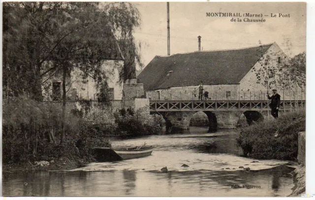 MONTMIRAIL - Marne - CPA 51 - a boat at the Pont de la Chaussée